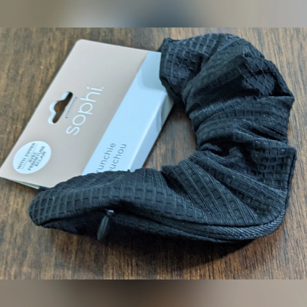 NWT Sophi Soft Black Scrunchie With Zipper